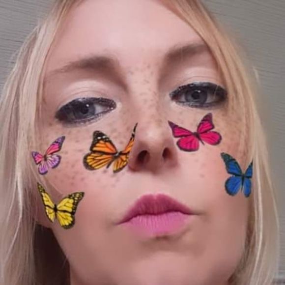 Meet the Posher Other - Meet your Posher, Ella